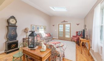 15 Lake Wallkill Rd, Alloway, NJ 07461