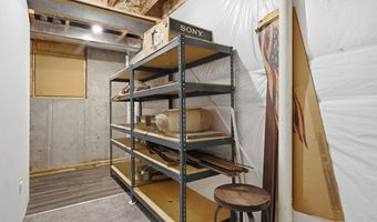 882 Jenny Ln, Berthoud, CO 80513