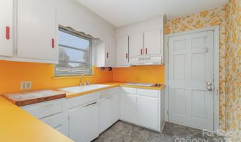 1213 Carolyn Dr, Albemarle, NC 28001