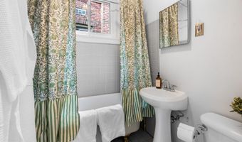 2515 GUILFORD Ave, Baltimore, MD 21218