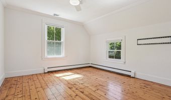 20 School St, Stonington, CT 06355