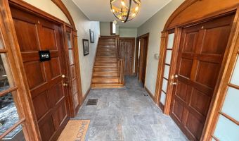 3840 N High St Unit B, Columbus, OH 43214