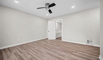 5 Ambridge, Ambridge, PA 15003
