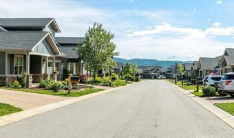 158 Waightstill Dr, Arden, NC 28704