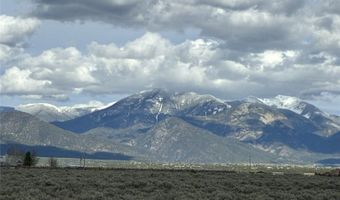 Tierra de los Rios Subdivision lot 13, Arroyo Hondo, NM 87514