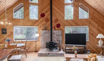 2245 Castlewood Ln, Arnold, CA 95223