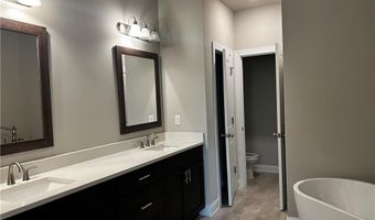 529 Clover Ln, Alpharetta, GA 30009