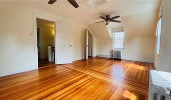 105 Bliss Rd, Newport, RI 02840