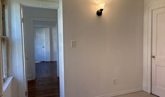 35 B Circle St, Bristol, CT 06010