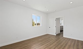 2102 E Stockwell St, Compton, CA 90222