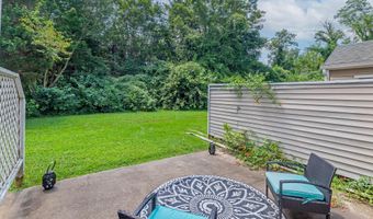 4 FRANKLIN Sq, Berlin, MD 21811