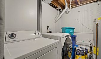 1360 Jamaica Dr, Casper, WY 82601