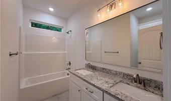 3 Tenterden Ln, Bella Vista, AR 72714