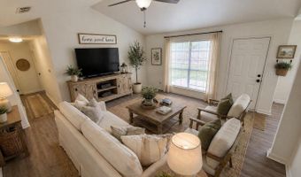1037 Tori Ln, Beebe, AR 72012
