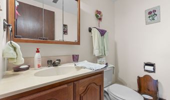 1124 N Anvil Ct, Addison, IL 60101