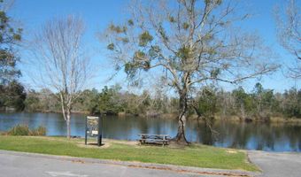 Cross St, Bagdad, FL 32583