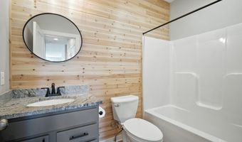 5218 NW 8th St, Ankeny, IA 50023