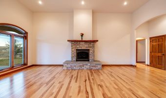 27 Hilltop Drive Dr, Buffalo, WY 82834