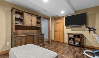 4807 N FUJI Dr, Appleton, WI 54913