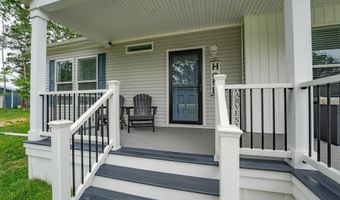 4 Gibson Ln, Cape May Court House, NJ 08210