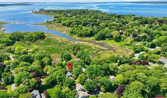 24 Wildflower Rd, Barrington, RI 02806