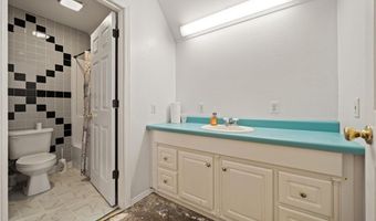 505 7th St, Barling, AR 72923