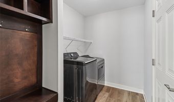 2013 2nd St SW, Altoona, IA 50009