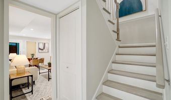 3820 WINTERSET Dr, Annandale, VA 22003
