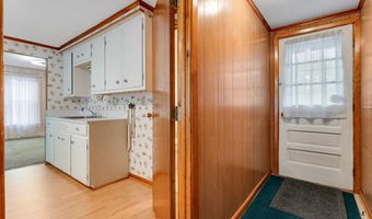 4 Long St, Barre, VT 05641