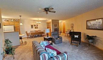 1015 CIRCLE Dr, Aberdeen, SD 57401