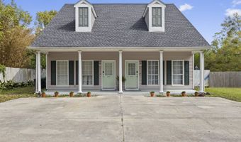407 Citizen St, Bay St. Louis, MS 39520