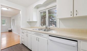 713 Polk St, Anoka, MN 55303