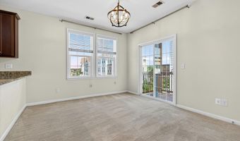 24620 BYRNE MEADOW Sq 300, Aldie, VA 20105