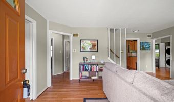 6926 VANDERBILT Dr, Alexandria, VA 22307