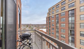 1200 N HARTFORD St 601, Arlington, VA 22201