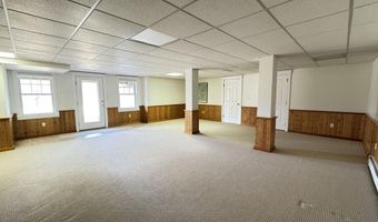 480 Maple Hill Rd, Auburn, ME 04210