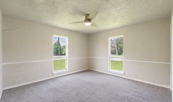111 W Shelton St, Alvarado, TX 76009
