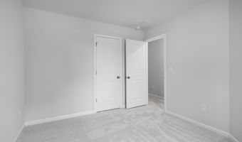 1062 C Dominy Ct, Camden, SC 29020