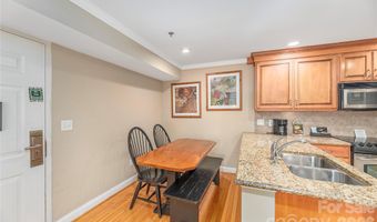 222 Bowling Park Rd, Asheville, NC 28803