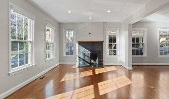 33 W DEL RAY, Alexandria, VA 22301