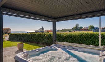97972 SEA BREEZE Way, Brookings, OR 97415