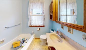 1314 Dunham St, Albert Lea, MN 56007