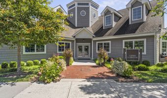 403 Copper Square Dr 403, Bethel, CT 06801
