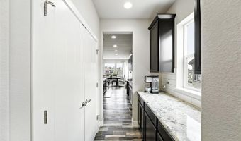 18541 W 93rd Pl, Arvada, CO 80007
