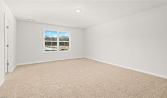 138 Briarwood Ln, Advance, NC 27006