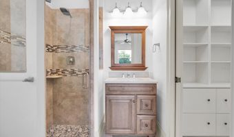 811 BIRDIE Way, Apollo Beach, FL 33572