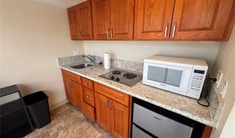 1750 Kalakaua Ave 603, Honolulu, HI 96826