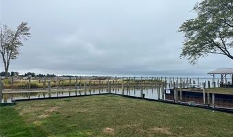 7843 Stark Dr, Algonac, MI 48001