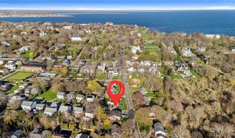 132 Ruggles Ave, Newport, RI 02840