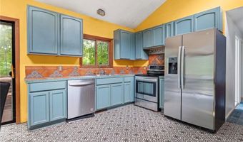 47 Buckeye Brook Rd, Charlestown, RI 02813
